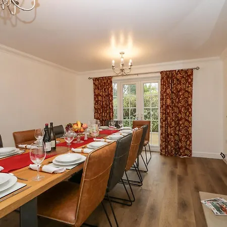 펜션 West Lakes Retreat